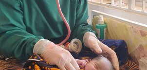 Wolontariusze Fundacji Pomoc z Polski z misją stomatologiczną w Tanzanii